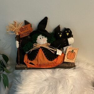 Dandee International Harvest Home Collections Witch themed